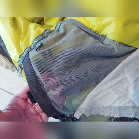 KARBON,NWOT, ladies winter's coat, ski and snow jacket, coat size 8 - Picture 12 of 16